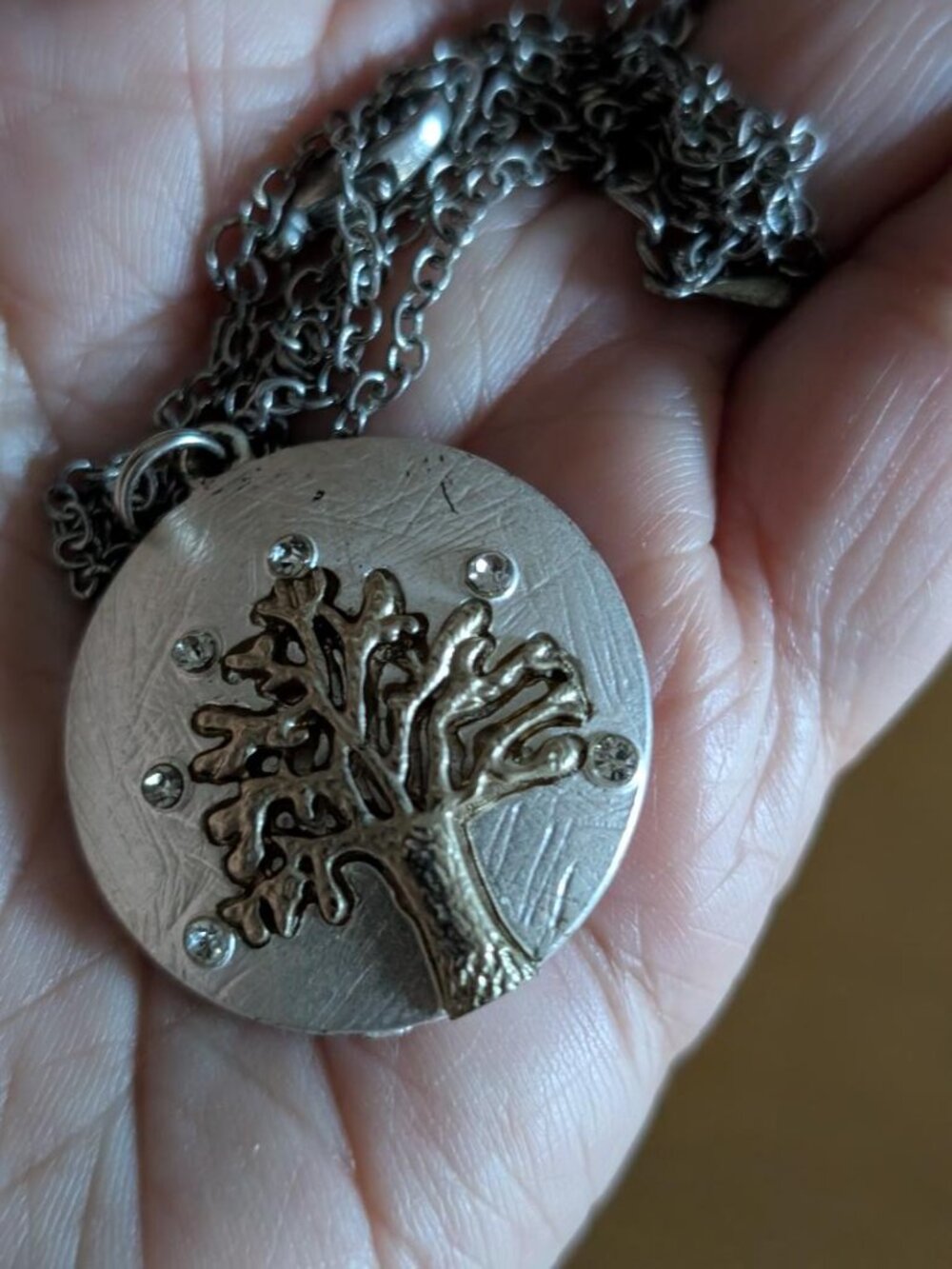 Beautiful Vintage Silver Toned/Gold Filled Tree of Life Pendant Necklace